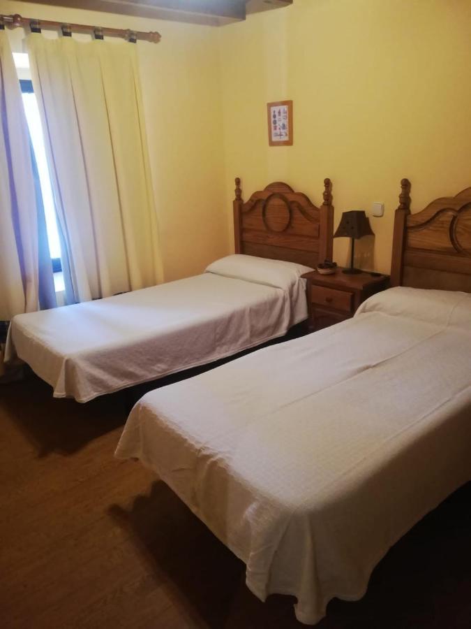 Casa Rural Del Chopo La Aliseda de Tormes エクステリア 写真