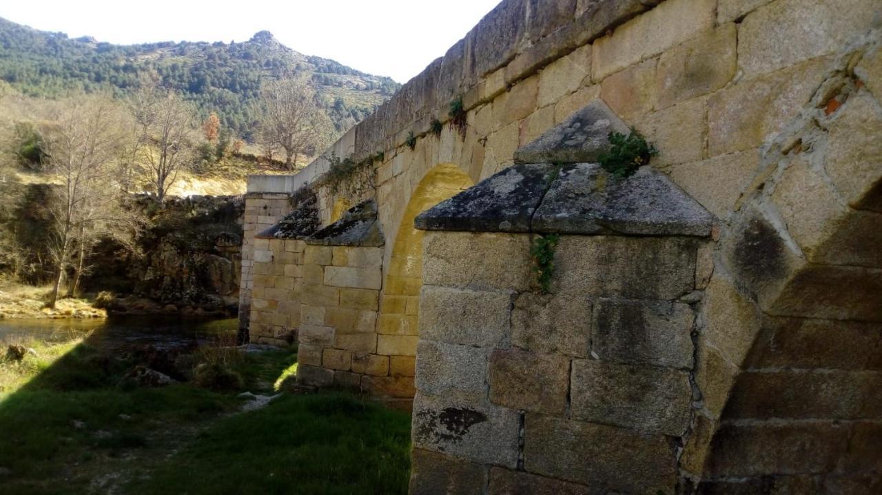 Casa Rural Del Chopo La Aliseda de Tormes エクステリア 写真
