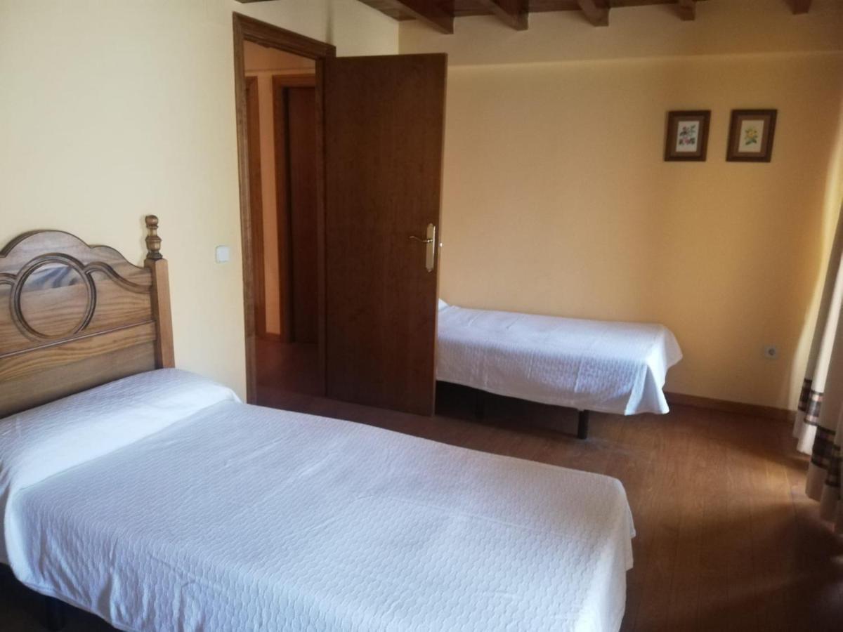 Casa Rural Del Chopo La Aliseda de Tormes エクステリア 写真