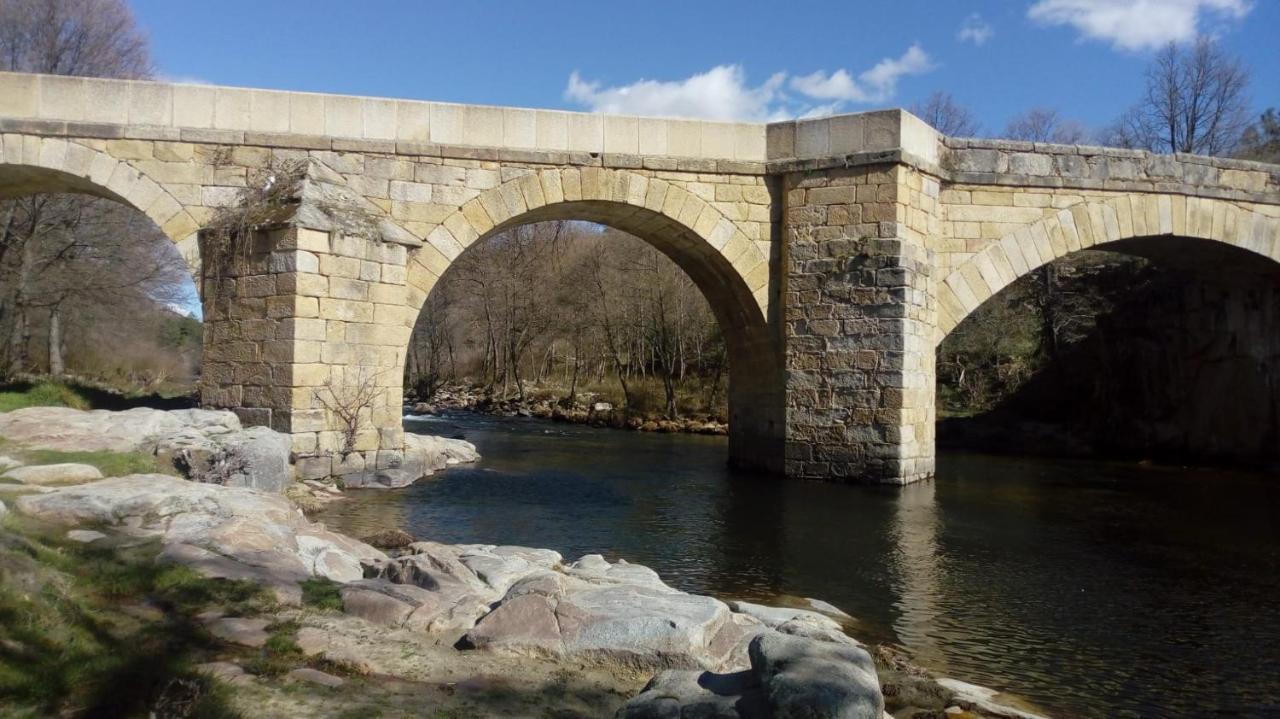Casa Rural Del Chopo La Aliseda de Tormes エクステリア 写真