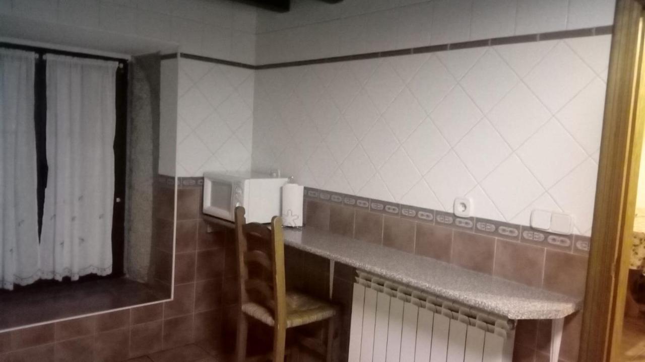 Casa Rural Del Chopo La Aliseda de Tormes エクステリア 写真